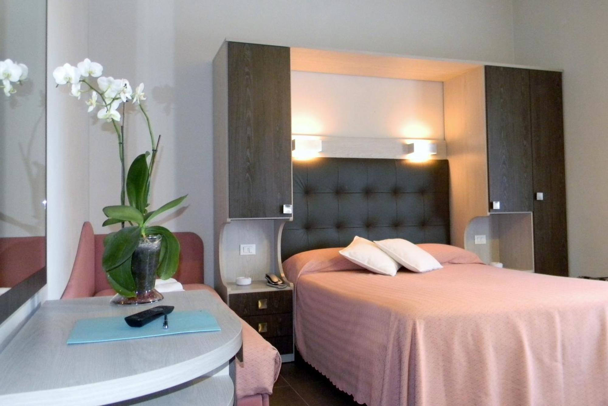 מרינה די מסה Hotel Parma Mare מראה חיצוני תמונה