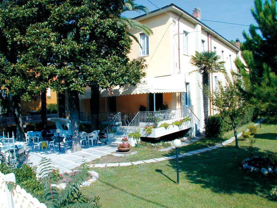 מרינה די מסה Hotel Parma Mare מראה חיצוני תמונה