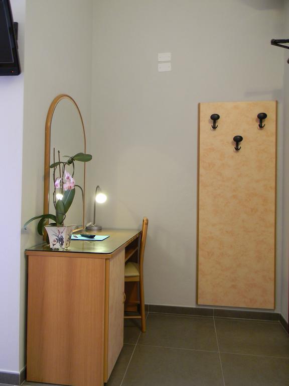 מרינה די מסה Hotel Parma Mare חדר תמונה